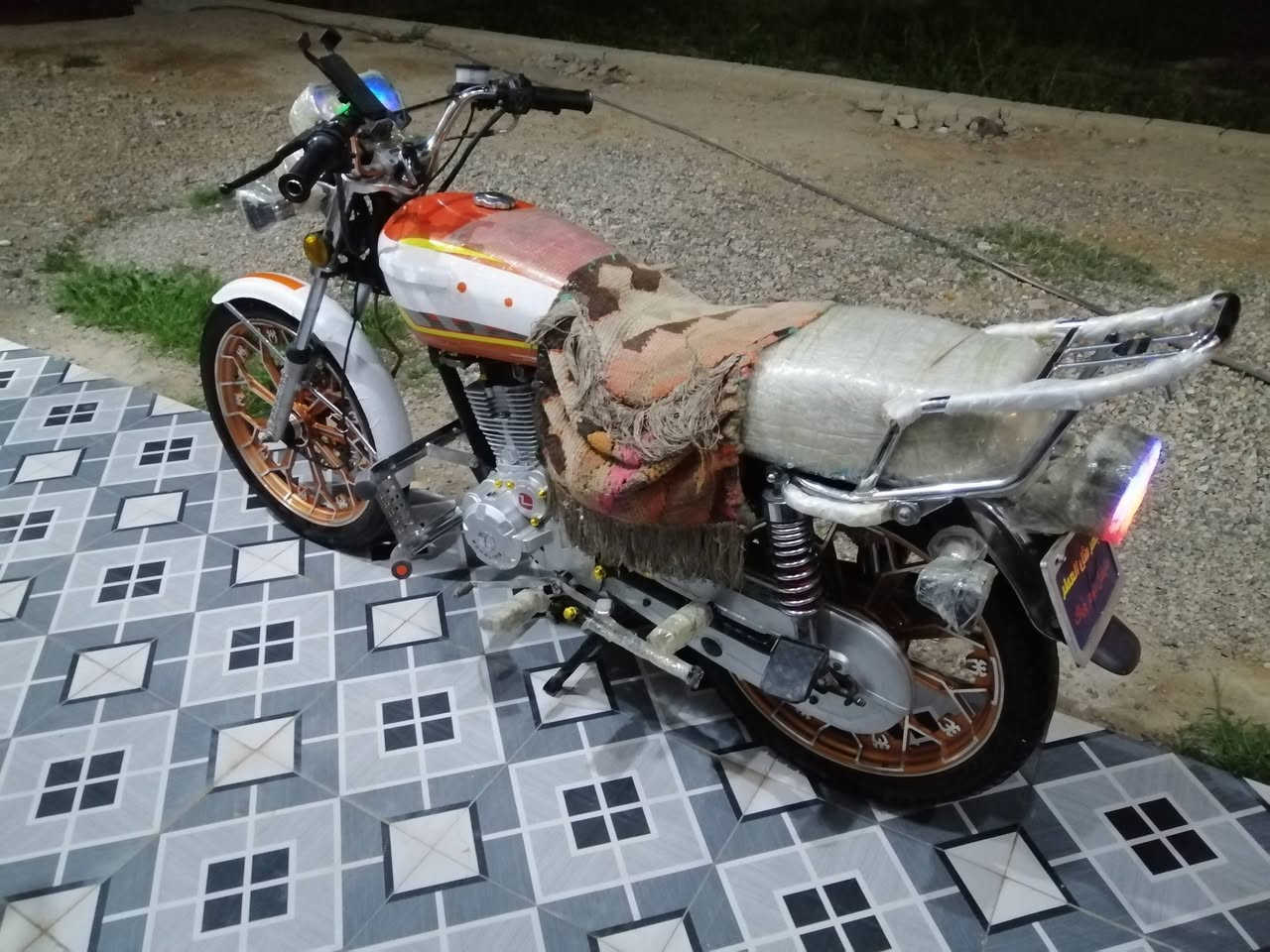 يا الله سيفان موديل ٢٤دراجه زيرو كفاله من كلشي للستفسار ***********
