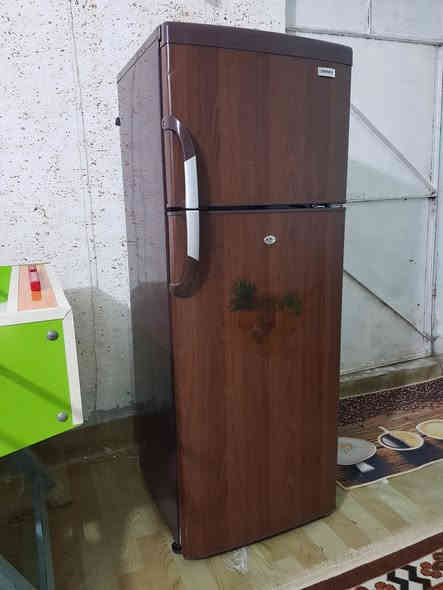 ثلاجه انفينتي .صناعة ياباني .
من ارقه الصناعات ثلاجه لوك بلاديه ع وضع الشركه. دبل فريز .تجميدها فول .
نضافه ٩٥ بالميه . اللون صاجي .
الحجم ١٢ قدم ....
 سعرها مناسب ١٧٥ الف .بالعافيه ع ياخذها
مكاني بغداد .بوب شام ..
للاتصال ☎️ ***********
واتساب 📲 ***********
