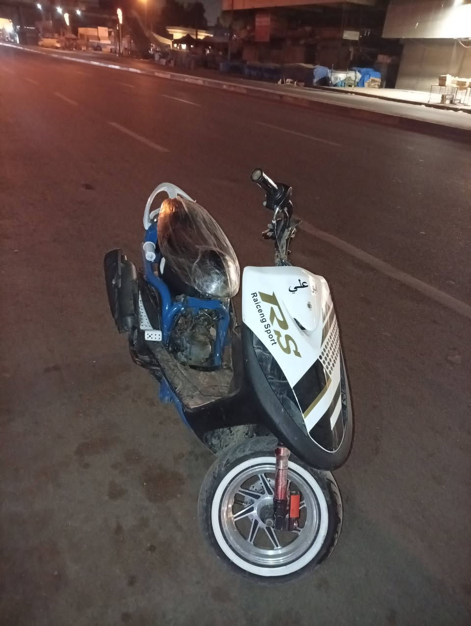 السلام عليكم دراجه ماكس عدلة مال لعب جاهزة وخير من الله شاصي ازرك بوشه 55 بيها محرك يشك الكاع نكرة سلف بكل وقت ستاند صفح دبل رياضي السعر 375 مكاني بغداد الكفاح متوفر واتساب اكثر شي ***********
