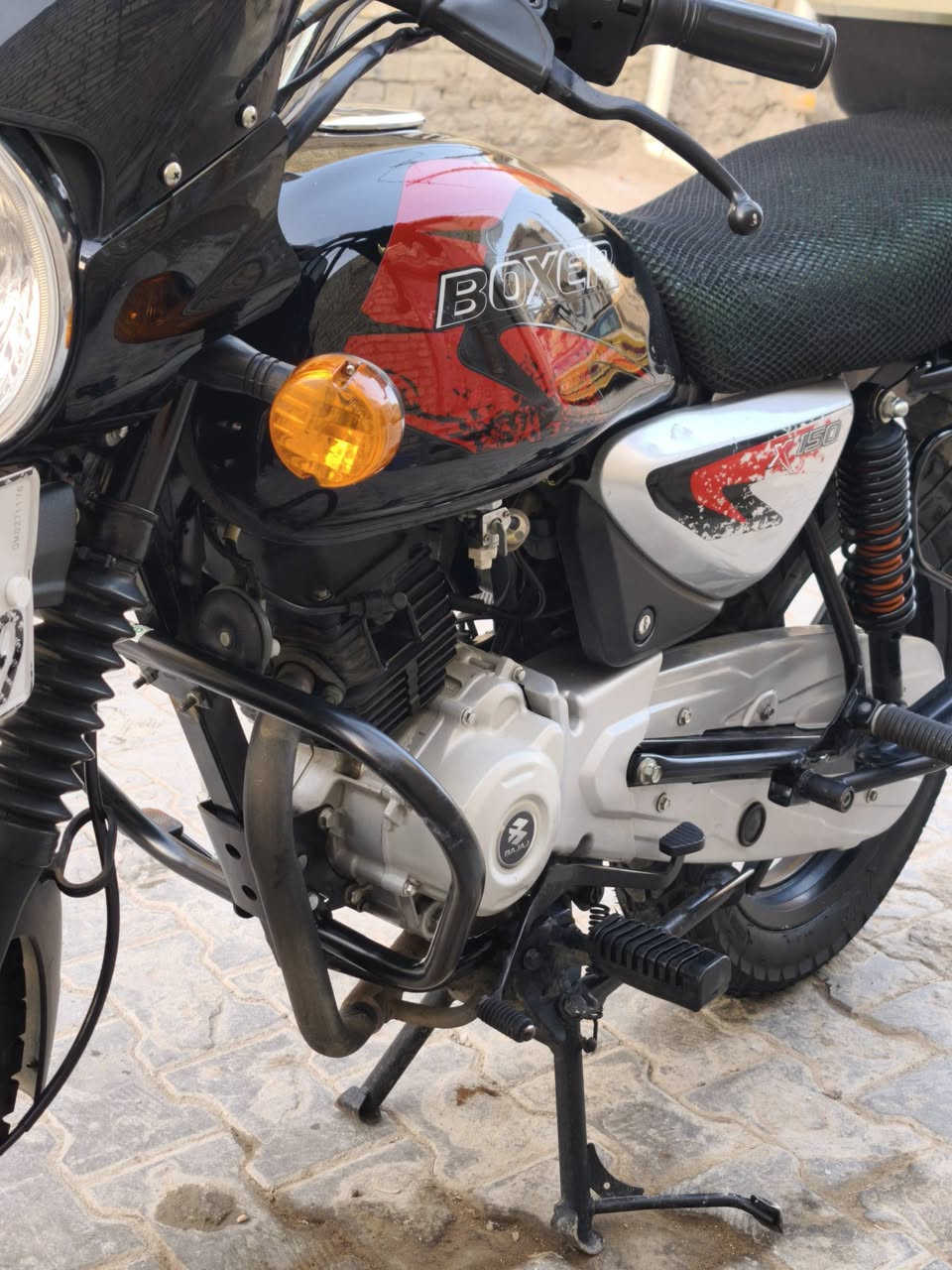 سلام عليكم دراجه بوكسر لبيع موديل دراجه 2023 دراجه مرقمه رقم نكليزي تحويل ثاني يوم دراجه نضف من صوره دراجه صبانه مممدود عليه سعر عله خاص وشكرا رقم ***********مكان دراجه بغداد المدينه الصدر
