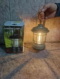 فانوس تخييم • بطاريات