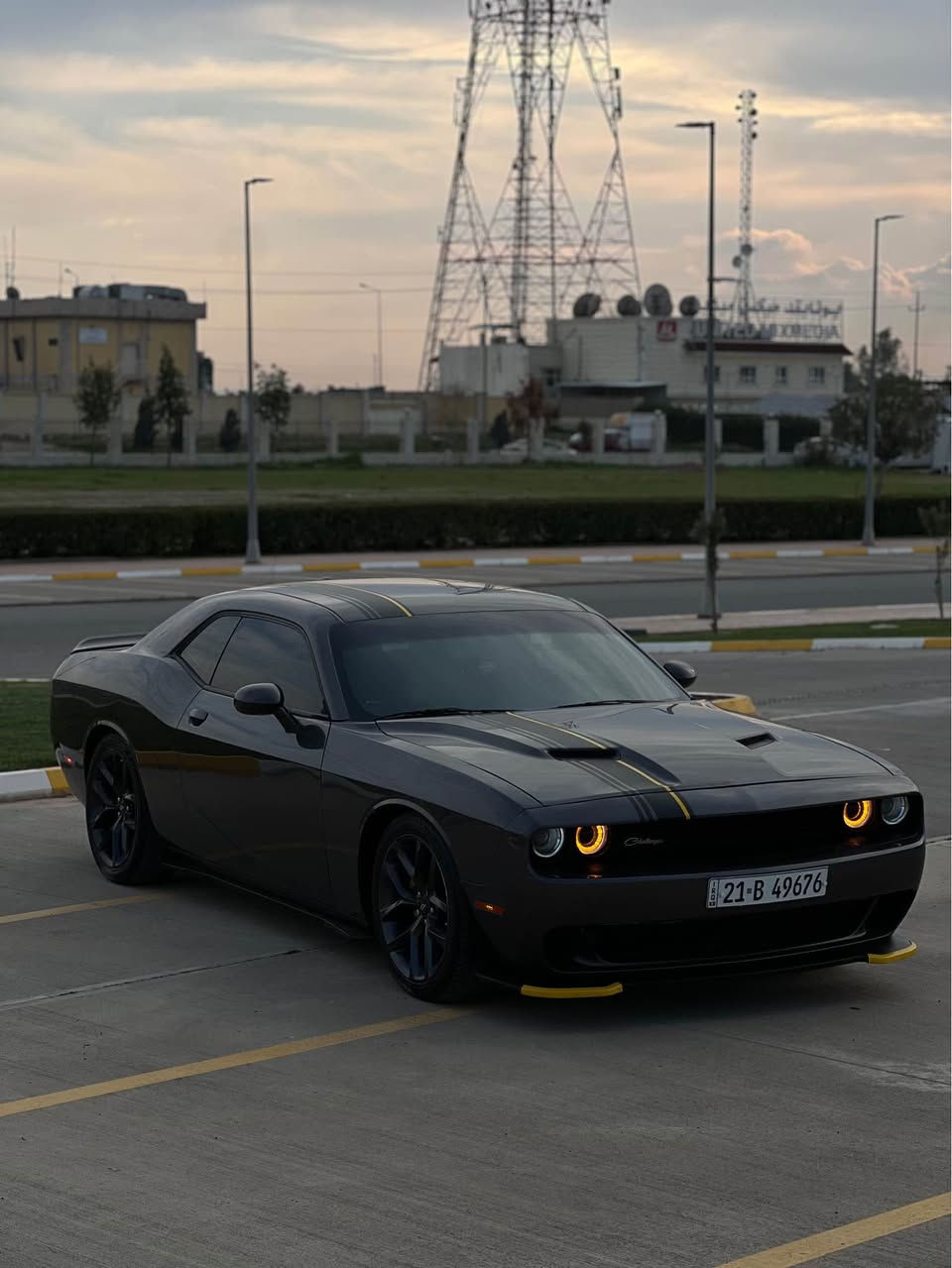 Dodge challenger 2022 SXT 
V6. 3.6L
بصمە
تشغيل عن بعد 
حساس
شاشة وصت
تبريد قطعتين 
تحكمات ستيرن
تحديد سرعة
Car play
لايتات ليد زينون
ققط ماشي ٤٠ الف

صبغ فقط جاملغ سكن بدون دواخل ارباك مرجع سيستم شريكة

سيارة جاهز مابي دينار مصارف
كلشي جديد بسمي سنوي فحص هزة حتى ٢٠٣١جديد تحويل وكالة نفس يوم

عنوان اربيل 
0750 496 58 90
Watsapp أربيل, العراق
