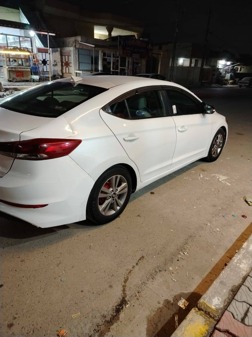 السلام عليكم /للبيع هونداي النترا وارد امريكي موديل 2017  رقم انبار الجديد محرك  2000 دووش  نظيف وگير نظيف  سنويه لغاية ال 29 السياره ليبل واحد بدون ظرر بدون دواخل بيها تگشير بمكانات قليله صبغ قطعتين  تحويل مباشر  مكان السياره الانبار فلوجه الاتصال ع الارقام  (***********)  ك (***********) للبيع فقط يعني مااا اراوس  السعر  110 وبيها مجال للشراي تجي وتشوف وتدلل
