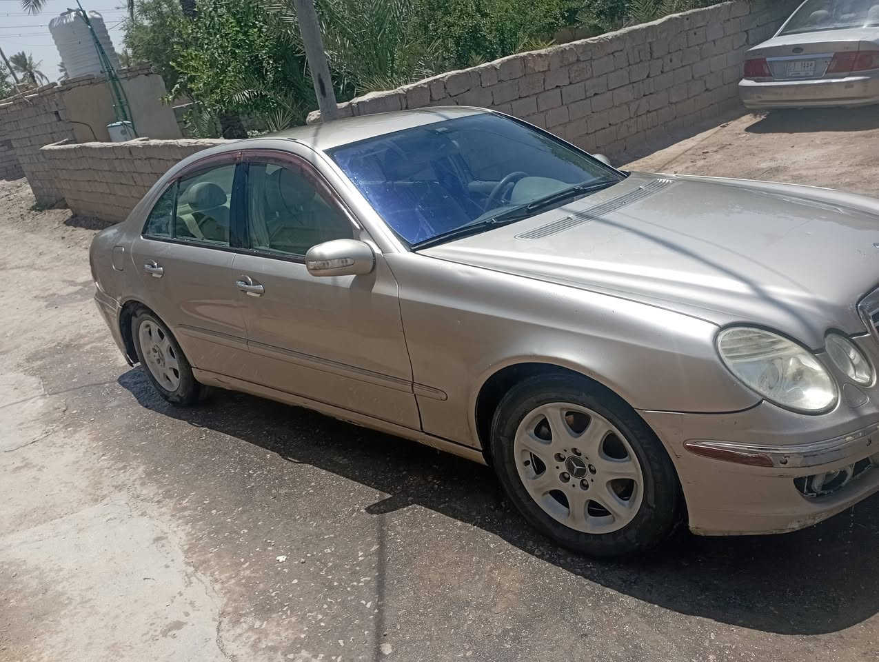 سلام عليكم مرسيدس موديل 2002 رقم كركوك وكاله ومداور باسمي سنويه جديده تخم تأير مكينه وكير جدد كفاله كشر بدون ضربه السعر 75 وبيها مجال العنوان بابل القاسم الشراي يتصل ‏‪***********‬‏
