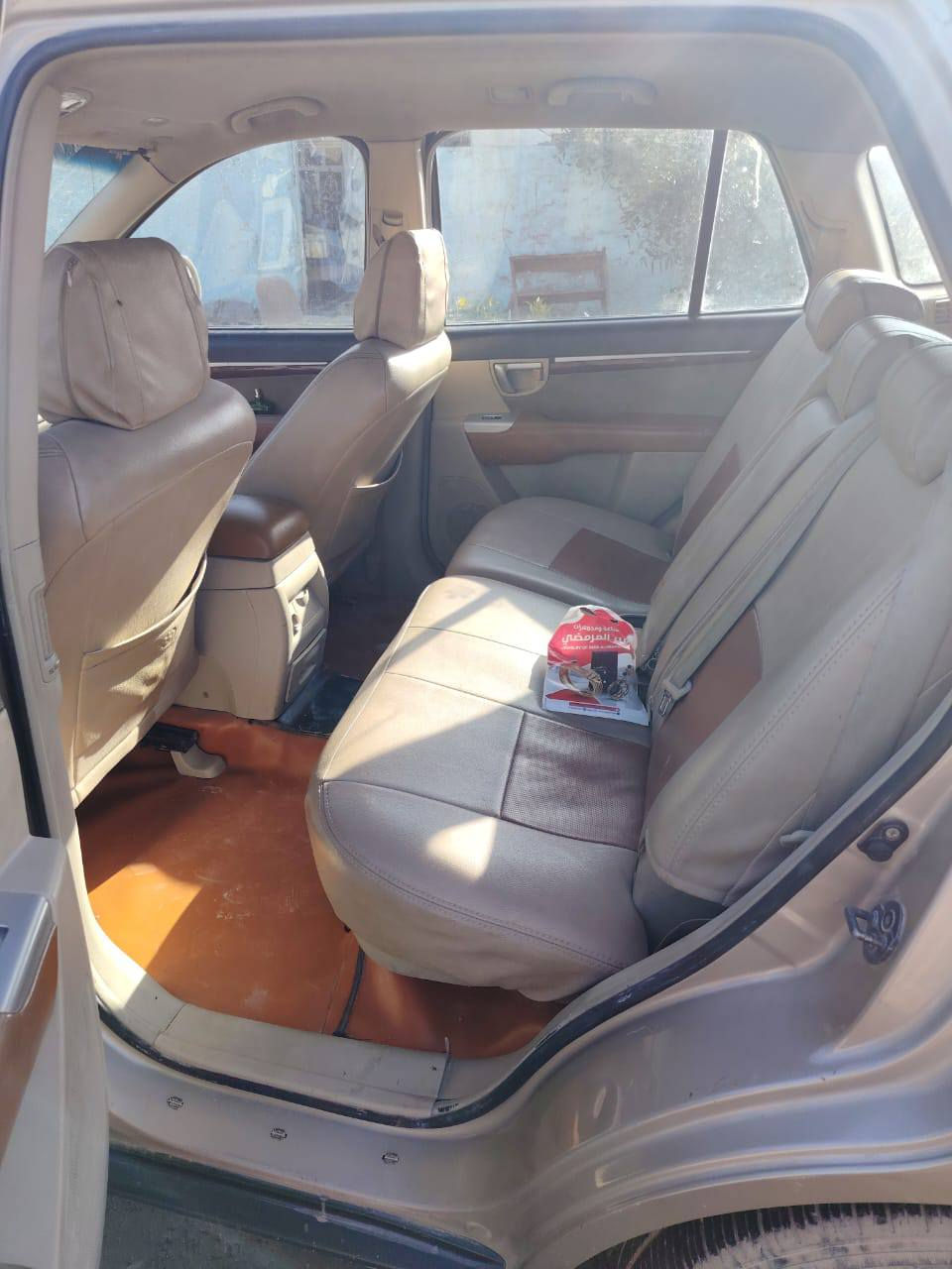 سلام عليكم سنتافي البيع عنوان ديوانيه سياره جهازه من كلشي اتواجد واساب *********** سعر 125بيهه مجال شي قليل
