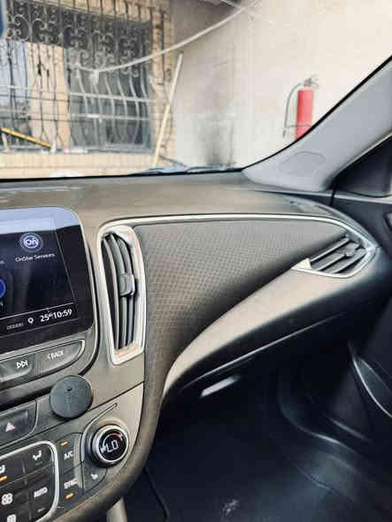 بيع مستعجل 
شوفرليت ماليبو وارد امريكي 
موديل ٢٠٢٠
رقم بغداد دولي هزة جديد 
سنوية مجددة لسنة ٢٠٢٧  باسمي تحويل مباشر 
سيارة جديدة. 
تدفئة وتبريد قطعتين 
محرك توربو مكفول 
مواصفات معروفة 
صدر جديد 
تحكم ستيرن 
تحكم سرعة بالكير
بصمه ابواب
بصمه تشغيل العدد2
تشغيل عن بعد
طخم تاير 
المسافة المقطوعة ١٢٠ كم
 تبديل بنيد وصبغ جاملق والباقي المذكور ادناه في السونار  كلير امريكي 
وحسب السونار المرفق طيآ 

السعر ( ٩٨ ورقة ) مجال قليل جدا 
بغداد/ الغزالية

للاتصال 📞
***********
***********
