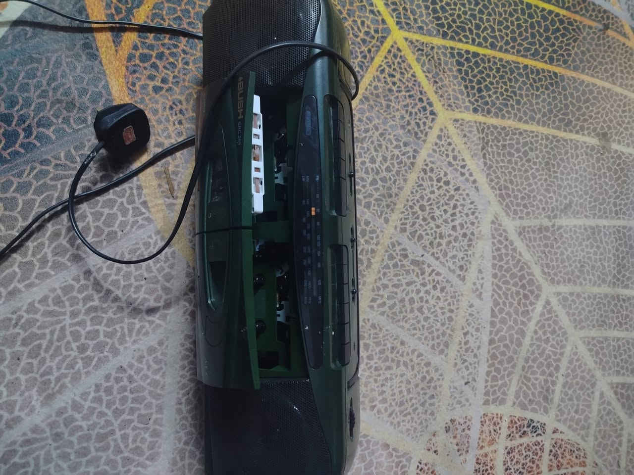 السلام عليكم جهاز ماركه بوش راديو موجتين  وكاسيت شغال أعلى سعر ابيع


**إذا كنت صاحب هذا الإعلان وتريد حذفه لأي سبب، رجاءا أرسل رسالة إلى الدعم الفني**