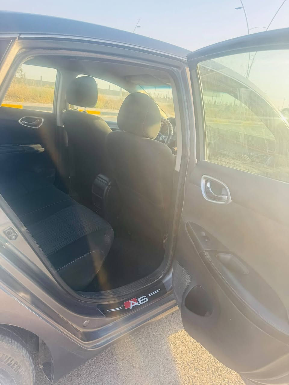 نيسان سنترا. Nissan sentra 2019 Sv
4 سلندر محرك 1.8 دوش 
سيارة فول مواصفات ماعدا الفتحه 
تحكمات استيرن كامل / مثبت سرعة / رادار / 
كشنات مخمل / بصمه ابواب / بصمة تشغيل / بصمة صندوق /  تبريد بيانو / شاشة جبيرة بيها كار بلي واندرويد اوتو / نظام بريك تلقائي في حالات الطوارئ / وضعيات قيادة Iko وعادي 
سيارة نظيفة مكينه وكير ما مفتوح بشرط كهربائيات كلها بشرط وصاير الها ادامة دورية 
السيارة ماشية 160 الف ميل 
حادثها جاملغ وبنيد ايرباك برده فقط بدون دواخل 
السياره ابيعها صبغ حزام لان بيها صبغ كم قطعه متفرقه اثر طخات بالعراق وشخوط 
سعرها 95 ورقة وبيها مجال بسيط 
مكان السيارة سامراء
للإستفسار اكثر اتواصل وياية اتصال او واتساب 
رقم الهاتف/ ***********
