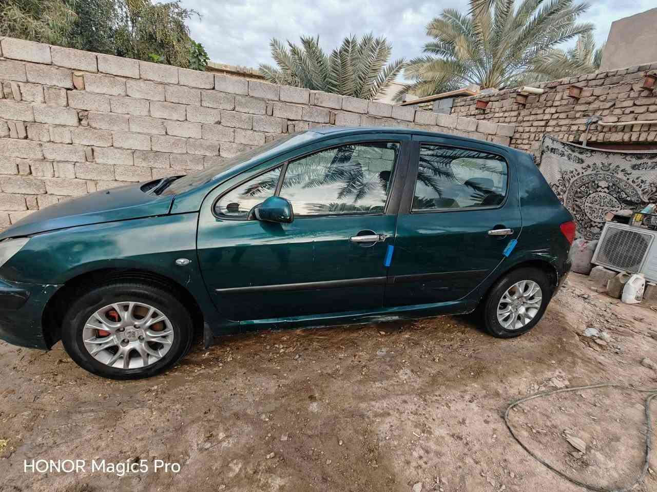 بيجو فرنسي 307  موديل 2005 رقم ذي قار سنويه لل28 كير اوتو محور كورله السعر 40وبيها مجال 
مكان الناصريه قضاء النصر رقم الهاتف *********** واتساب
