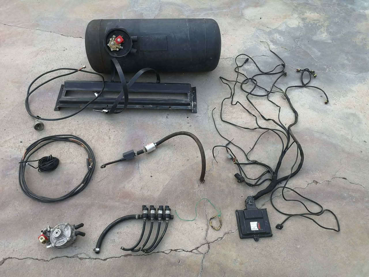 غازي ئيتالي 60لتري جوار بستن بؤ فروشتن، بؤ هه موو سه ياره كي جوار بستن ده بيت زؤر خاوينه كه م ئيشي كردووه بؤ بيكاب و باس ده بي
هه ولير
بؤ داوا كردن نامه بنيره أربيل, العراق


**إذا كنت صاحب هذا الإعلان وتريد حذفه لأي سبب، رجاءا أرسل رسالة إلى الدعم الفني**