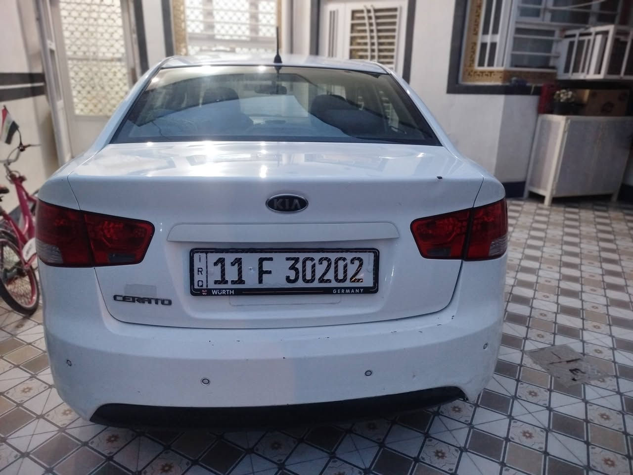 السلام عليكم سيراتو موديل 2011 سنويه بسمي لحد 2028 مكفوله من الصبغ والضربة بغداد  مشروع وطني رايدها ب 104 وبي مجال مكاني ديالى المقدادية الاتصال ***********
