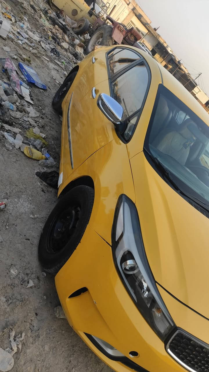 السلام عليكم سيراتوة موديل 17 رقم مثنى حادث جاملغ امامي وبيهة طخة يم بك الايت مكينة  كير خير من الله حدادية زينة تخم تاير شاشة وكامرة  خط وبحث مصفرة سعر 115 وبيهة مجال *********** مكان سيارة الرميثة
