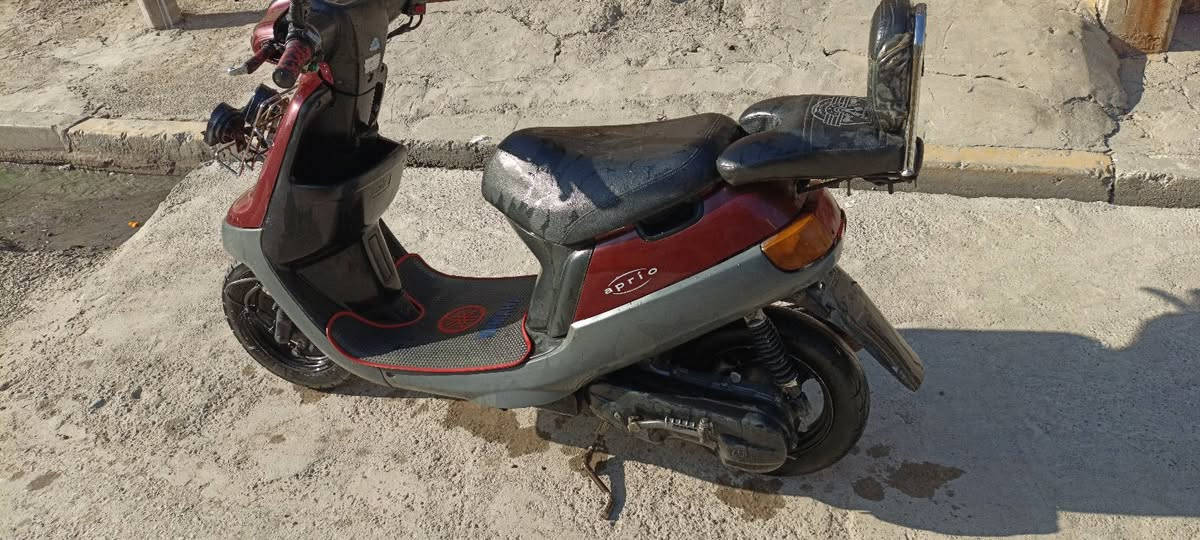 ماطور بوتين حديث محرك شرط مامفتوح مكينه ناعمه مابيه اي صوت كلو شغال مبدل قايش فقط والباقي كلو بلادي سعرو 450 وبي مجال بسيط *********** 0750 718 6525
