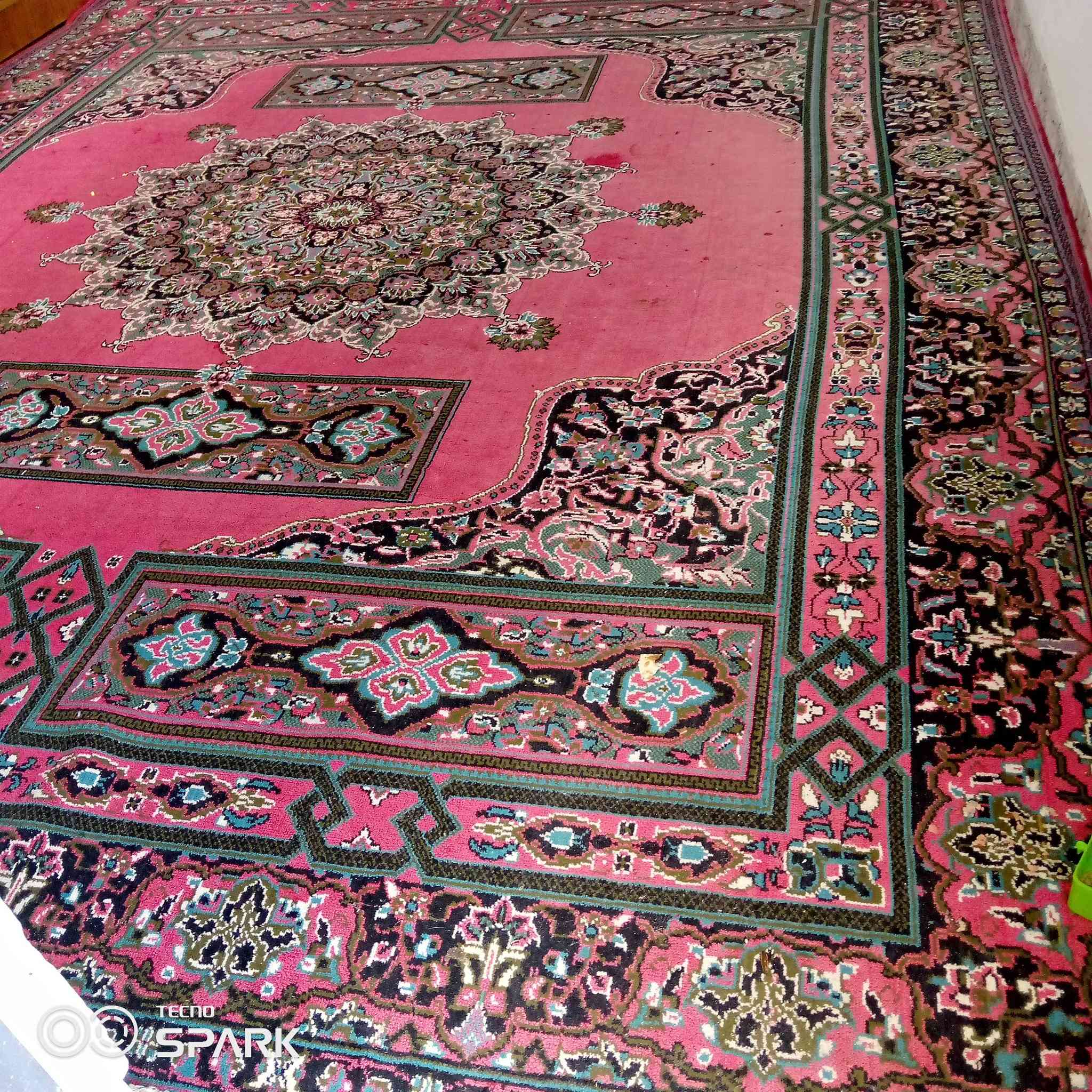 عندي هاي محافير ومدات للائجر الي يريدهم يجي ياخذهم اليوم *********** عنوان ايمن حي
