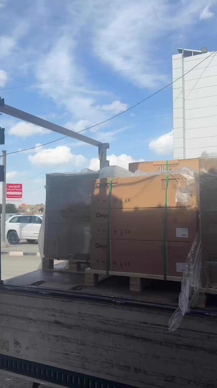 🔥 على بركة الله 🔥  
تم وصول أحدث أنظمة الطاقة الشمسية ⚡️

⚡️ بطاريات + انفيرترات هاي فولتج ولو فولتج متوفرة الآن ⚡️

🔹 انفيرترات متوفرة:
▪️ 25KW HV P3 (هاي فولتج)  
▪️ 18KW LV P1 (لو فولتج)

🔹 بطاريات:
▪️ راك بطارية هاي فولتج سعة 61 كيلو  
▪️ Battery Deye 200A 51.2V RW-L10.2 🔋

💪 أداء عالي – كفاءة ممتازة – ضمان تشغيل مستقر  
مناسبة للمنازل، المشاريع، والمزارع 🌞

📍 العنوان: النجف الأشرف – شارع الغري -نفط)  
📞 للتواصل:  
***********  
***********  

🚀 لا تفوت الفرصة، الكميات محدودة!  
#الطاقة_الشمسية #انفيرتر #بطاريات #النجف #طاقة
