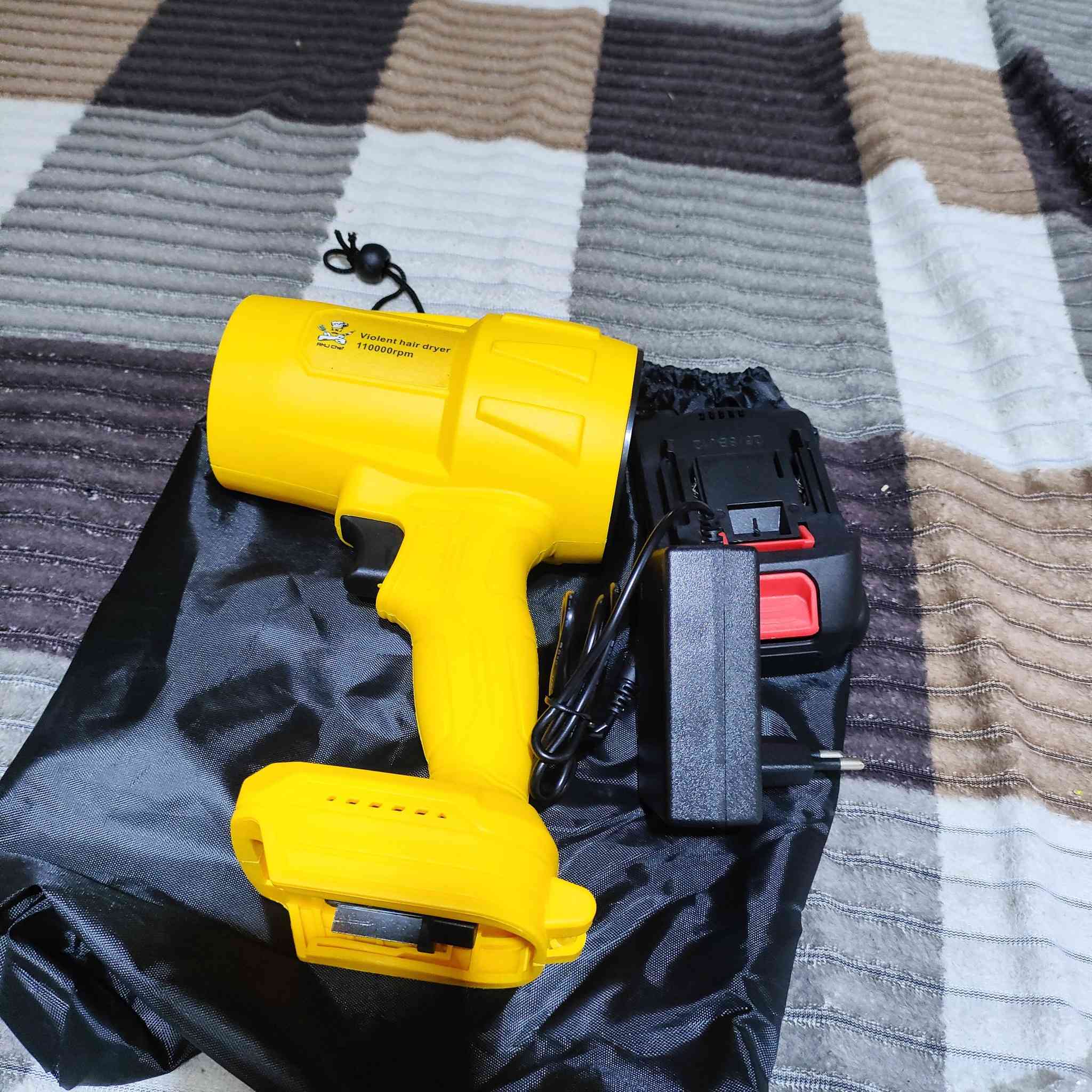 اقوى جهاز بلور هواء اصلي مال باله على الشحن غير مستخدم السعر 20


**إذا كنت صاحب هذا الإعلان وتريد حذفه لأي سبب، رجاءا أرسل رسالة إلى الدعم الفني**