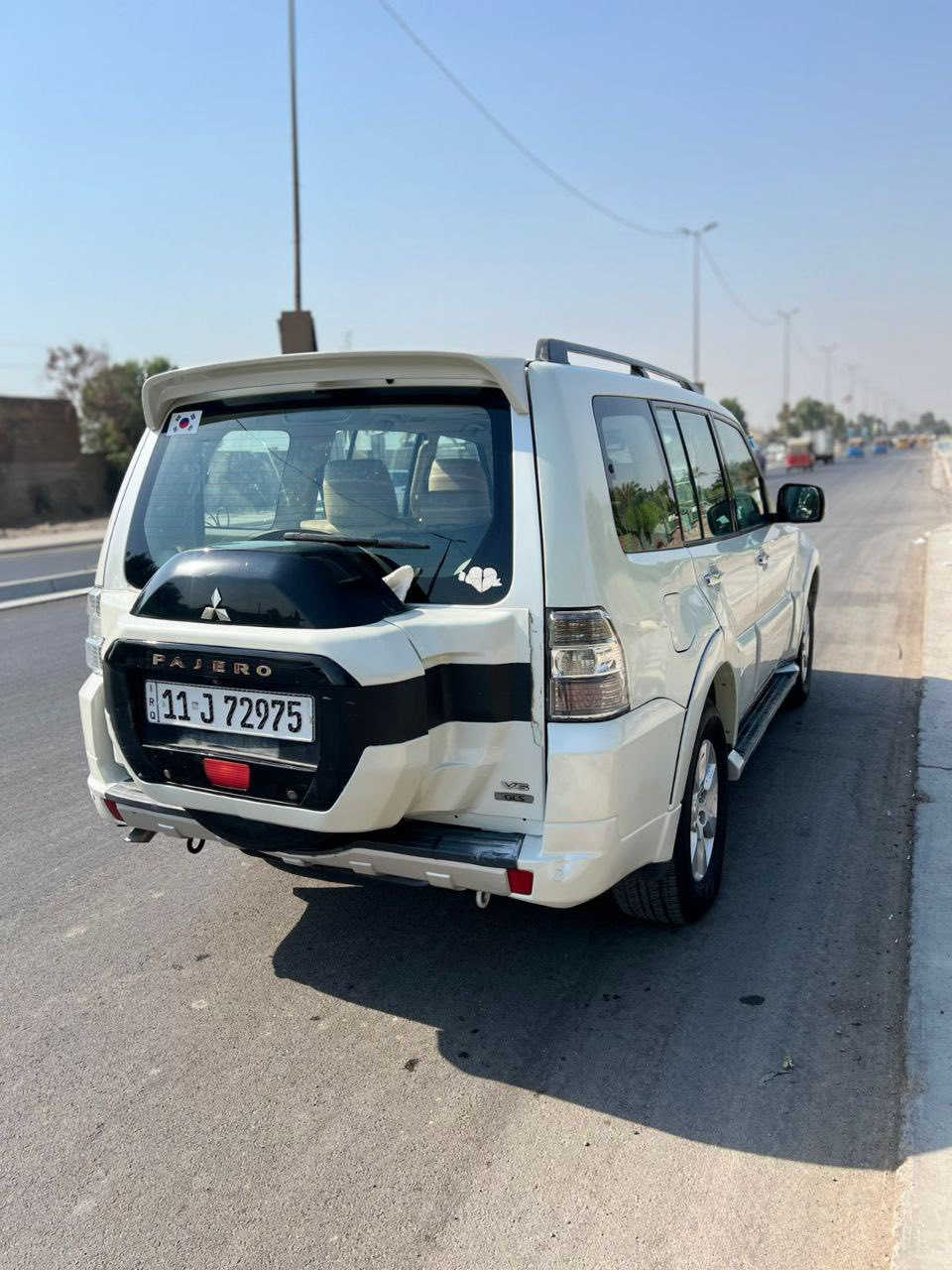 للبيع سياره باجيرو حبتور مديل٢٠١٠بسمي رقم بغداد انكليزي كامل مواصفات فتحه مري شفط حساسات جانبية دمام خلفي تخم تاير صبغ ٣قطع بدون دواخل سونار بالمنشور أثر شخوط سعر123 ورقة بيه مجال مكان السياره بغداد البلديات رقم الهاتف ***********
