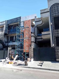 حدادة جوالة وهذا رقمي ٠٧٧٢٧٦١٩٢٣٢ بيبان قمريات شبابيك