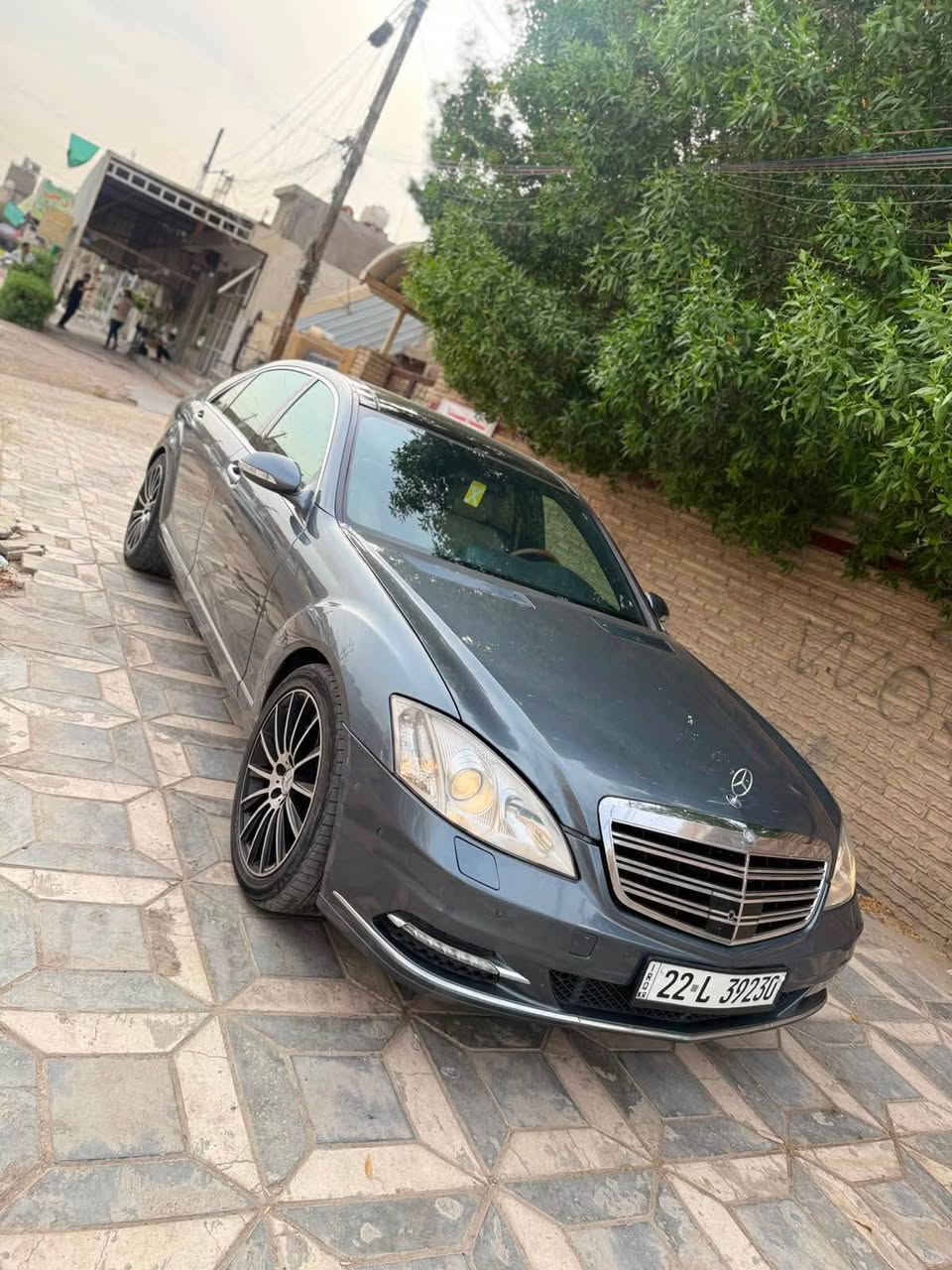 سلام عليكم
مراوس مراوس شعندك دزلي
مارسيدس 2009
السعر 175$
حجم 350
السياره جاهزه من كلشي جديده
ترايه يخبل 
بيه صبغ باب الصدر وباب السايق 
مكانه بغدادالجديده
*********** بغداد, العراق

