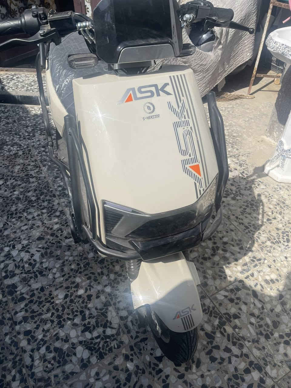 سلام عليكم
درجه شحن البيع استخدام اقل السبوع شرط بعدهي بضمانه
بصمه تشغيل عن بعد 
الاتصال ***********
مكاني بغداد الشعله
