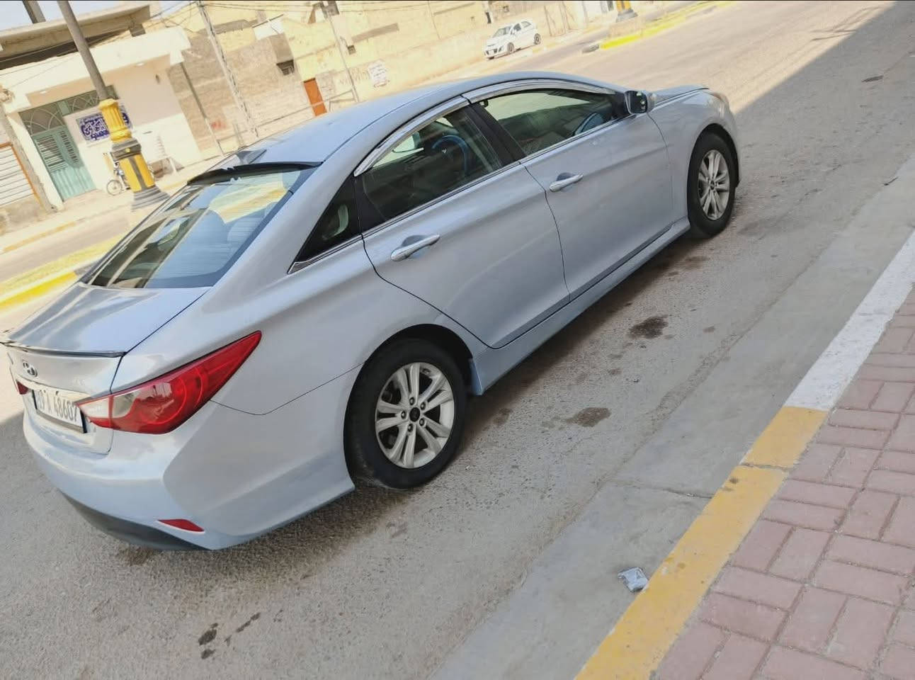 سلام عليكم سياره سوناتا موديل 2014 سياره وارد امريكي سياره جاهزه محرك 2400كير حداديه تبريد سياره جاهزه سياره بيها صبغ فقط شاملغ امامي باقه كفاله سعر السياره 97 وبيها مجال بسيط العنوان كربلاء رقم الهاتف ***********
