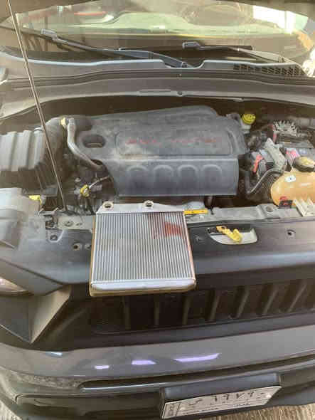 تبديل راديتر التدفئه  جيب رينيجيد 2020
بدون فتح الدشبول
مع صيانة شاملة لمنظومة التبريد
مع ضمان سنتين بوصل مقدم من الورشة

علما جميع المواد التي استبدلت اصلية من الوكالة 👍

               ************************

❓كما يتوفر لدينا #جميع #الادوات #والمواد #الخاصة #بمنظومة #التبريد #الاصلية #لكافة #السيارات

#خدمات #ابوياسر_لتبريد_السيارات
#بغداد / #شارع_النضال/ #القصر #الابيض/
مقابل #مدرسه_السعدون.

‏‎#متواجدون_كل_ايام_الاسبوع ✅حتى يوم الجمعه

                ==========================
 
                   الفحص وتحديد العطل مجانا

*********** ابوياسر
