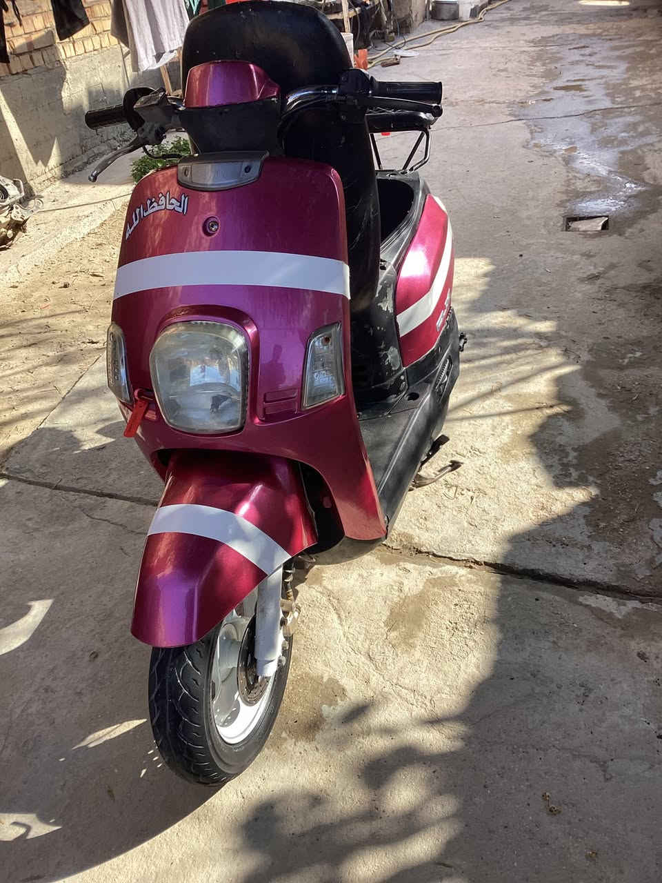 السلام عليكم دراجه ماكس بوليسي لبيع كامله من كلشي ما عايزه كله شغاله مكينه حلوه شلعه معدل فول سلف هندي كله شغال كفرات مختمه سواد مختم  السعر 450 وبيه مجال رقمي *********** عنوان بابل سياحي 
مراوس حسب قناعه
