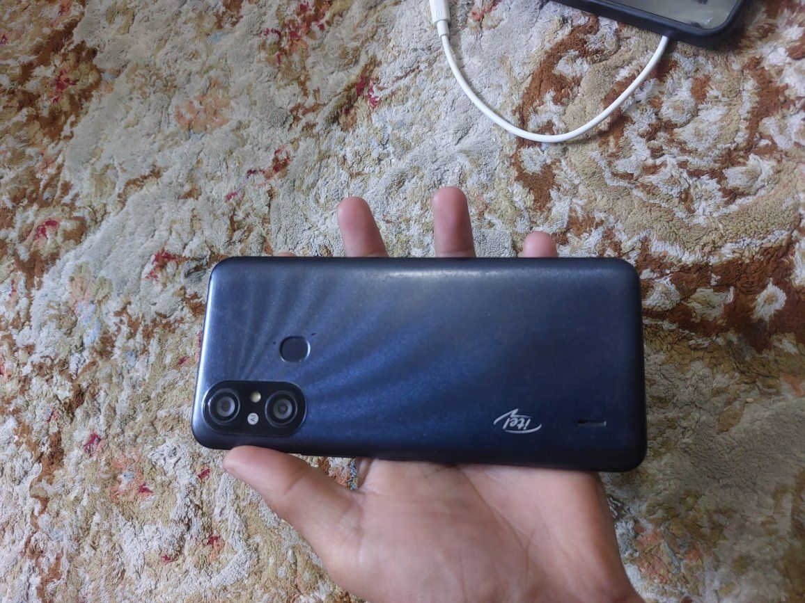 سلام عليكم جهاز A58Pro 4Gذكره32رام2جهاز مامفتوح فقط نقطه بيضه بالشاشه انطيك اياه شرط مايعلك السعر45وبي مجال حك الجيه مكاني كركوك حي العسكري


**إذا كنت صاحب هذا الإعلان وتريد حذفه لأي سبب، رجاءا أرسل رسالة إلى الدعم الفني**