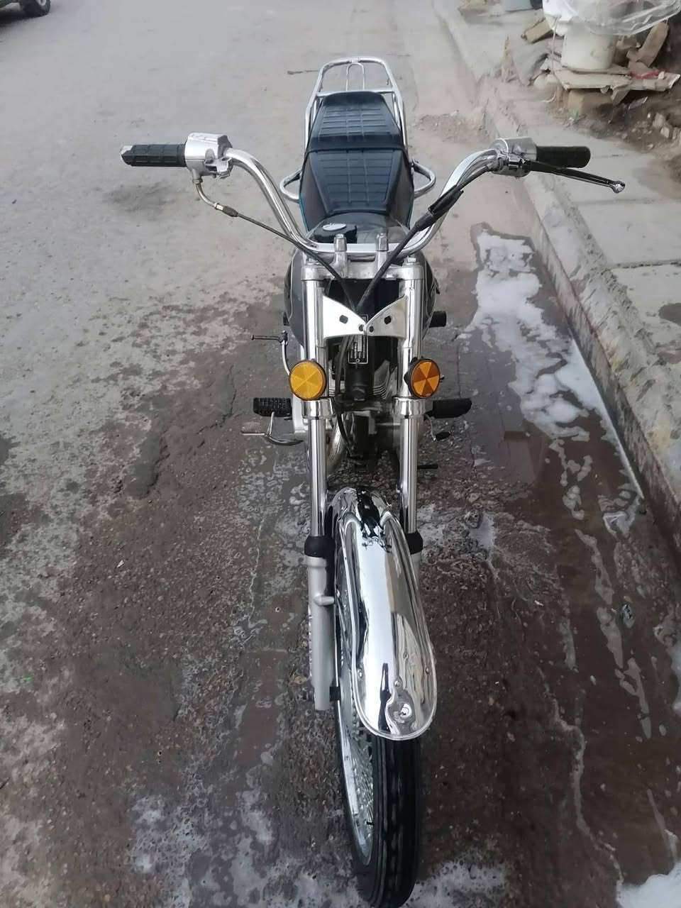 سلام عليكم دراجه نامه اوراق اصوالي مامفتوحه دراجه نضيفه مايحداج اله اي شي سعر خاص وهذه رقمي  ***********
