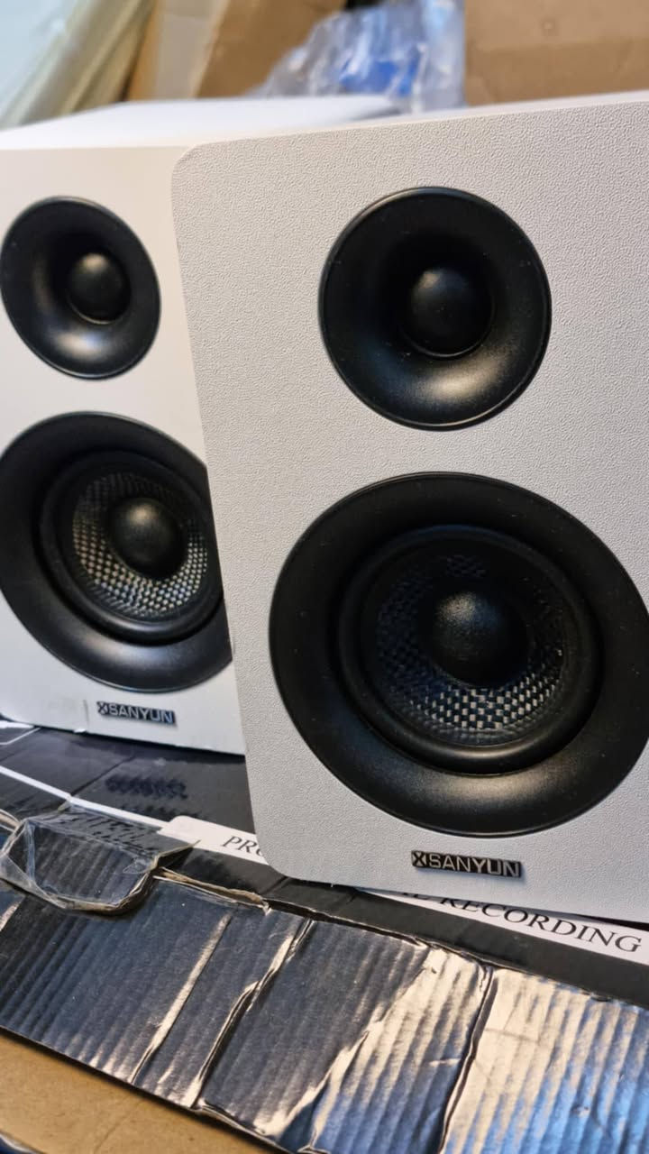 سبيكرات يشتغلن ويفصلن ابيعهن ع وضعهن بدون كارتون ((فحم؛))


**إذا كنت صاحب هذا الإعلان وتريد حذفه لأي سبب، رجاءا أرسل رسالة إلى الدعم الفني**