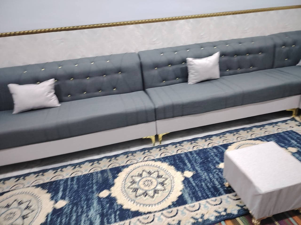 سلام عليكم تخم 11مقعد
البيع تفصال جديد سعر 400وبي مجال ***********
