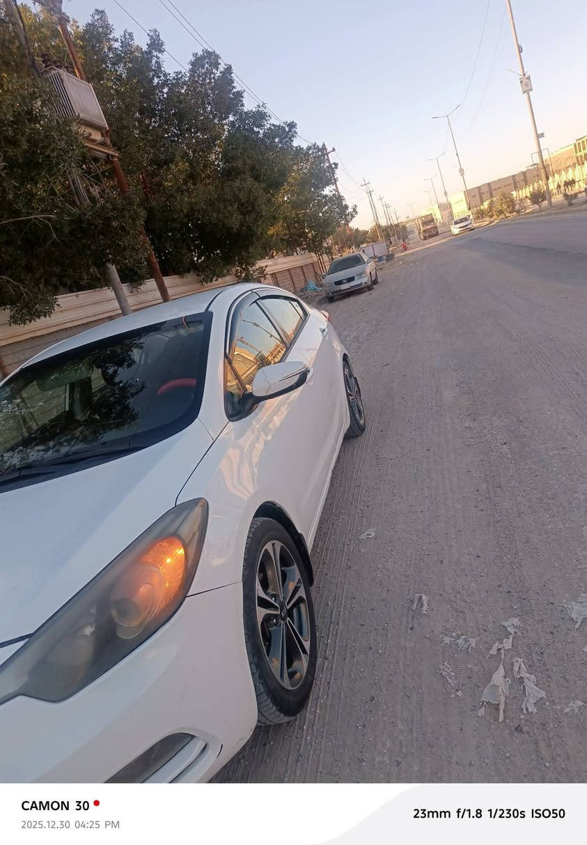 السلام عليكم سيراتو مديل 13بيه شبر بجوملغ والباقي مكفول رقم ارريل صاقط سعره 113مكاني نجف ابو صخير شابب اني مااقره تفاصيل  اكثر اتصل على رقم ***********
