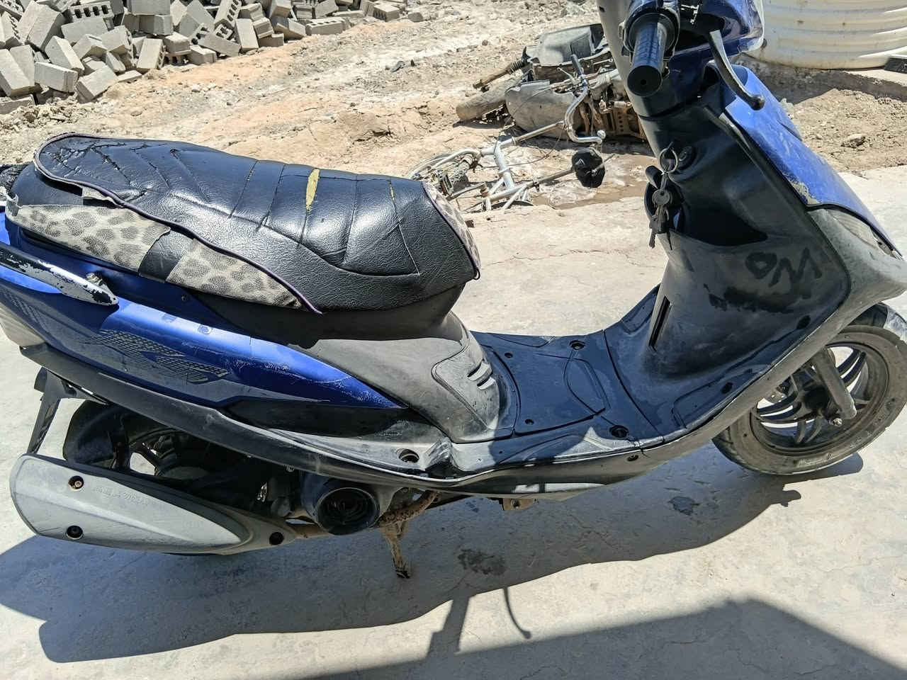 سلام عليكم 
دراجة ماكس عدلة للبيع دراجة نظيفة مابيهه اي نقص العنوان المسيب الرقم ***********
