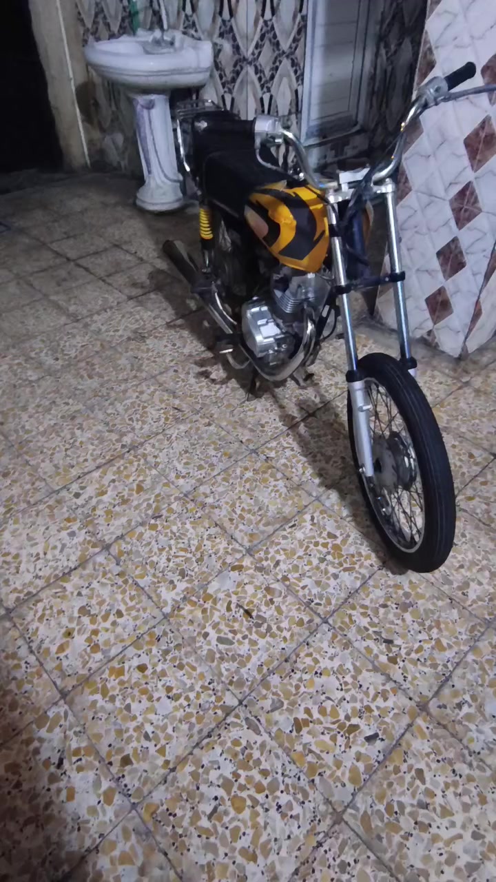 سلام عليكم ايراني ادوات ادوات مكفوله من البوكه دراجه بجيس بجيس مكينه نامه اله تخبل ناعمه ما تسمعله صوت مكينه ما مفتوحة جيس نامه تخبل مكينه جيب وياك ١٠مصلحين دراجه تخبل***********
