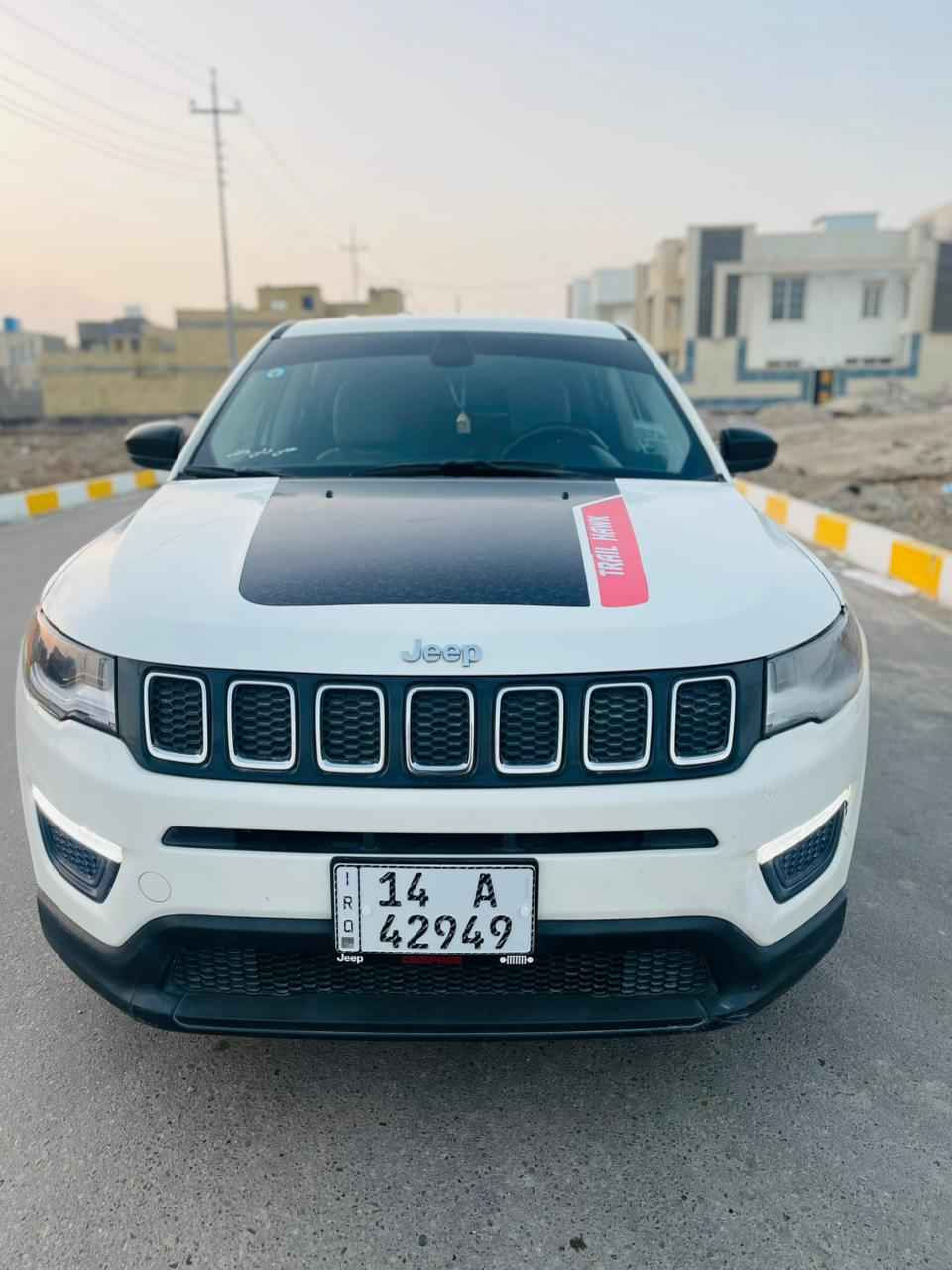 السلام عليكم سياره جيب كومباس أمريكيه للبيع موديل 2018 رقم بصره حره تحويل مشروع وطني الرقم الدولي السياره بيها صبغ جاملغ وبنيد َطرف الباب محرك 2400 مامفتوح السيارة فول مواصفات ماعدا البانوراما بصمه جلد شاشه كبيرة كاميرا دواره تحكم جهتين ويل كروم تبريد حداديه سايد بريك بصمه ماشيه 49 ميل السعر 128ورقه وبيها مجال بسيط للشراي مكان السياره ناصريه الشموخ للإستفسار *********** *********** أرقامي بيهن واتساب
