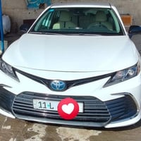 كامري LE 2023 ماشيه 74.000 ميل  3 انظمة قياده لايت اوتو زنون  كشنات اس...