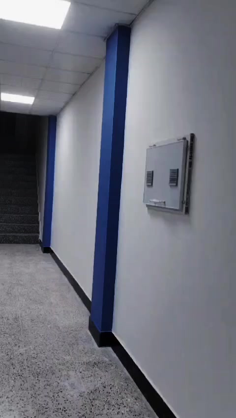 متوفر خلفه متفرغ ذي قار كافة أنواع الصباغ+طلس+سحب شفرات+تغليف جدران التوصل ***********
