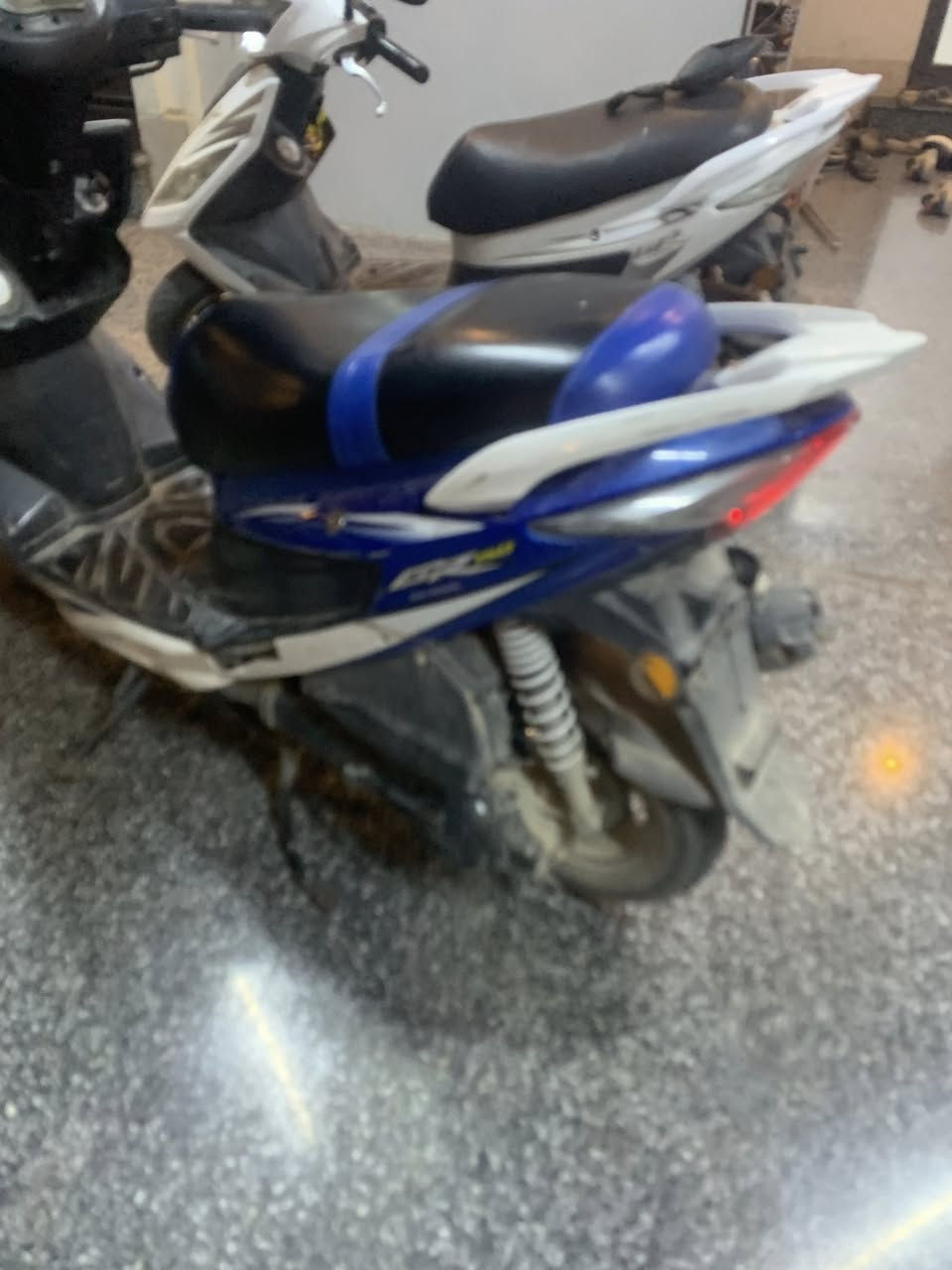 ماطور سايم نحله محرك ١٥٠ فول موديل ٢١ اوراق كامله رقم *********** الموقع الرمادي الخمسه كيلو
