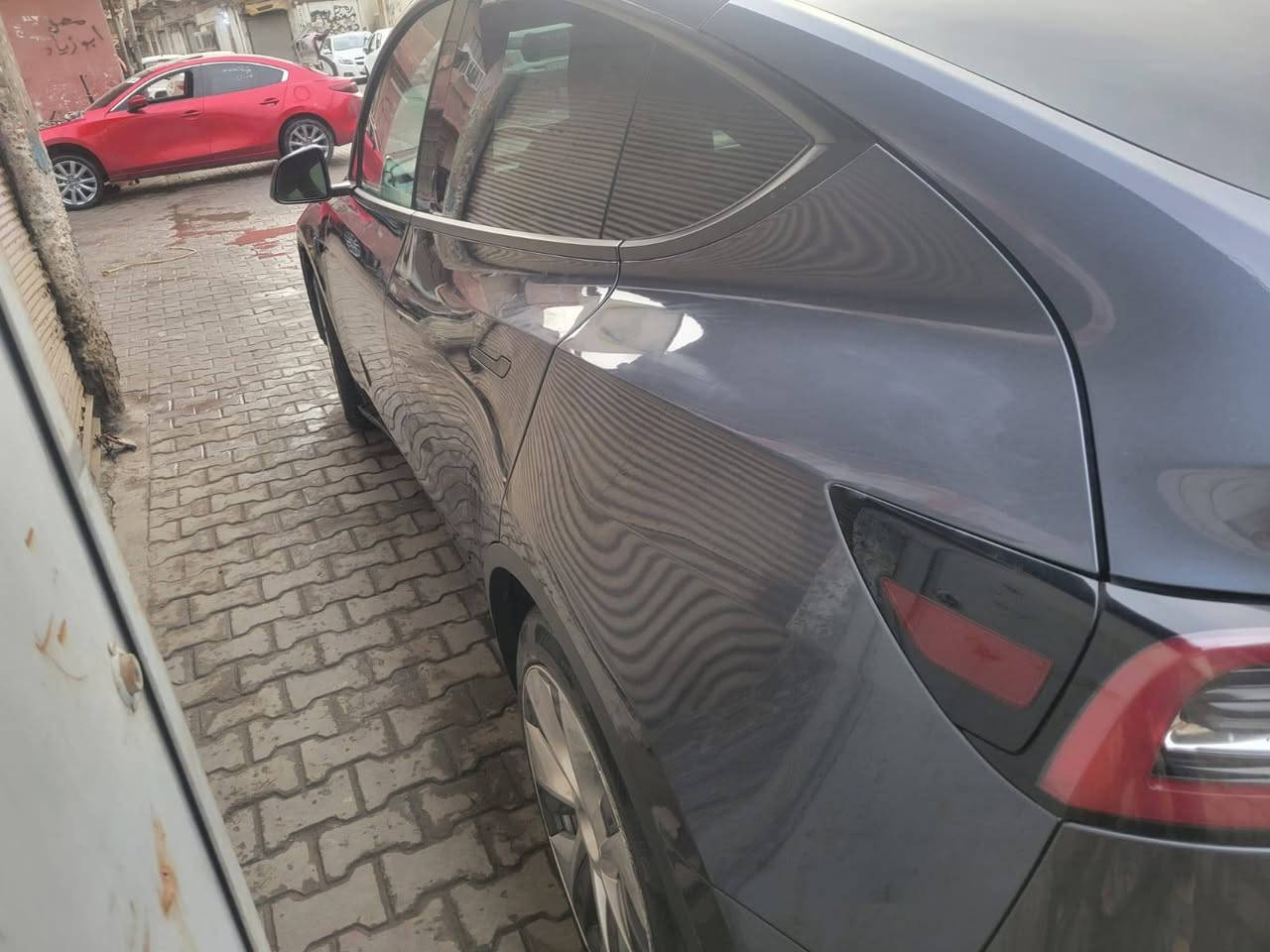 السلام عليكم تيسلا موديل y 2023 بسعر مناسب ماشيه ٢٥ ميل حداثه جاملخ وباب سائق بيه قطعتين صبغ السيره مصلحه وجاهزه نقص بيه كاميرا ودرع العنوان الزعفرانيه السعر ١٦٠ للتواصل ***********
