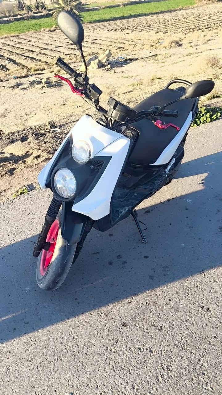 سلام عليكم سكنس جبلي رمبة مستخدمة شهر واحد فقط السعر ?مليون وم150 ***********  اتصال علة الرقم
