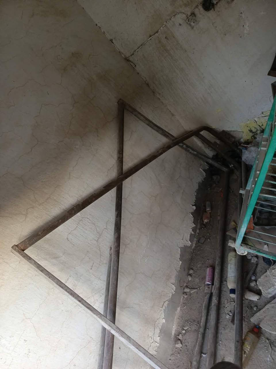 ونج للبيع إيطالي
السعر 700 
مكاني واسط
***********
