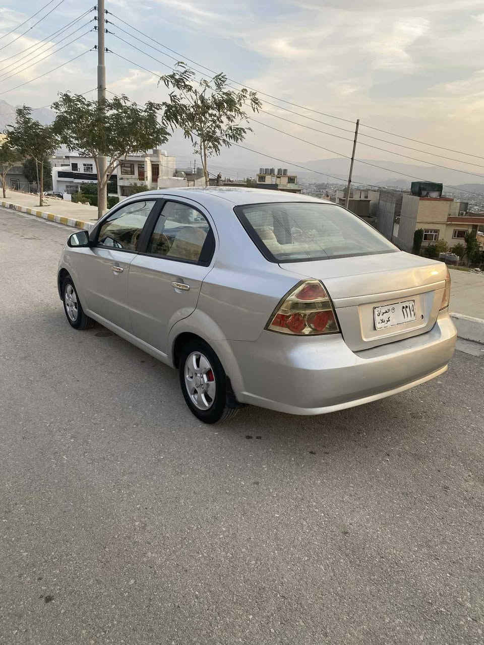 شۆفرلیت ئەڤێو مۆدیل 2008 گیڕعادی  مەکینە گەورەی ئۆپتەرایە  گێرو       مەکینەی  نەکراوەتۆ بەشەرتە  ناوزەرد جوار جام کاربای تەبریت ساردووگەرم    لەگەڵ سویج  بەوشەرتە سەنەوی بەشەرتی ئەوالیاتو حاسیبەو پاکانەش بەوشەرتە جوار تایەی تازەبۆ بسراوە بێ دەعمولیدراوە بێ ساردووشوخوت یجی پێوە نیە بەوشەرتە  هەموگیانی لە سەر شەریکەماوەتۆ لۆک لۆکە  بەوشەرتە یەک فلس  مەسرفی تیانیە  لەدەعامیوە بۆدەعامی بەشەرت ئەی فرۆشم  سعری32 وەرەقە***********      ***********         ***********
