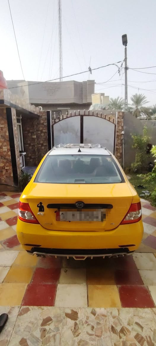 (BYD F3 2019)  بي واي دي اف ثري للبيع رقم بغداد مفصره هئه وغرامه حره و سياره جديده ومكفوله كير ومكينه كورله تدفئه شغاله تبريد ثلج مكاني حله  سعرها 75بيها مجال بسيط(( للتواصل ***********))ج
