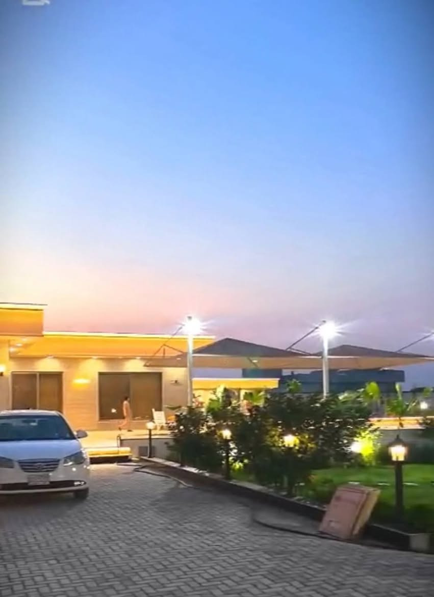 عروظنا مستمرا🌿🔥🔥مزرعه الريم قرب سيطره الغالبيه اهلا وسهلا بكم


**إذا كنت صاحب هذا الإعلان وتريد حذفه لأي سبب، رجاءا أرسل رسالة إلى الدعم الفني**