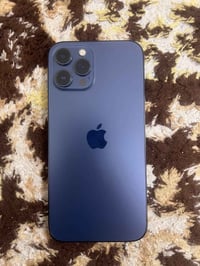 أيفون 12 Pro Max ذاكره 256 جهاز نضيف ما مفتوح ولا مبدل بي شي شخط ما بي...