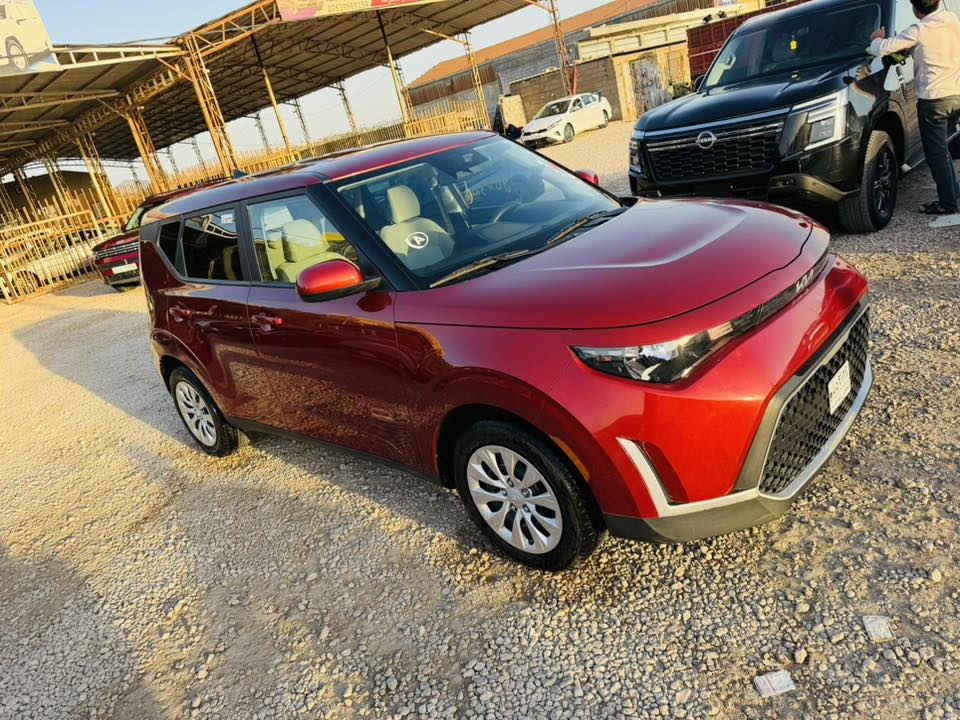 #رمضان كريم كياصول موديل 2023 بدون رقم 
منفيس بسمي تترقم جميع محافظات بدون تبديل 
اي قطعه فقط صبغ جاملغ خلفي مكينه 2000 ما
ماشيه 19 ميل موصفات واضحه حجر رادار شرط 
كفاله السعرب 140$ موجود المثنئ الرميثه معرض 
الخليج العربي شارع عام تفاصيل وتساب بيع نقدا فقط
 لون مشمشي 😉***********
