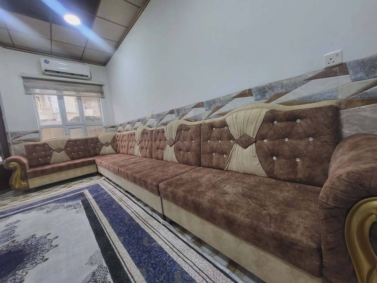 سلام عليكم إليه ديوان نضيف السعر. 300 العنون موصل . الاستفرار على الرقم***********
