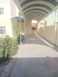 قرية الغدير • ٢٥٠م • ٤غرف