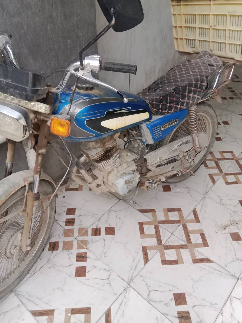 السلام عليكم دراجه البيع السعر 325 تصل ***********
