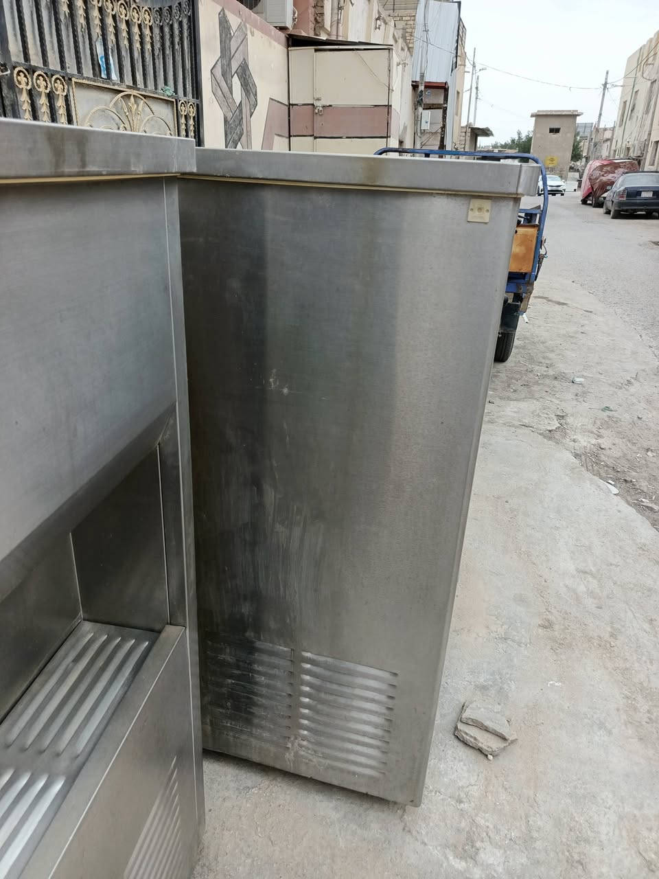 السلام عليكم. للبيع..للبيع..برادات  ماركة الحساوي  الكويتي الى اصحاب المواكب. الحسينيات. المدارس الاهليه. الى من يريدألاجر والثواب.. والصدقه الجاريه.. .((شرط النظافه. بدون  اي خلل تبريد سريع  .. البراد  4حنفيات  اكبر حجم .))


**إذا كنت صاحب هذا الإعلان وتريد حذفه لأي سبب، رجاءا أرسل رسالة إلى الدعم الفني**